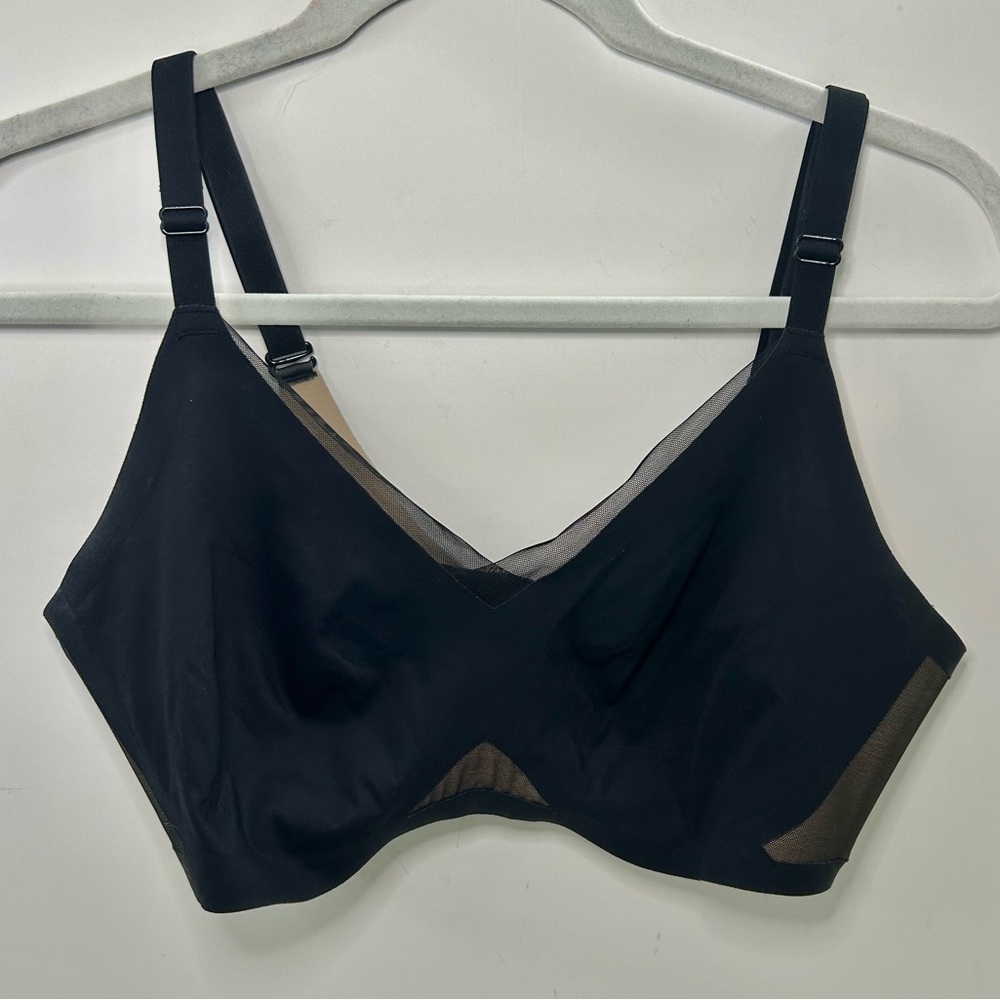Honeylove Wire Free CrossOver Black Mesh Bra Size Large (no padding)